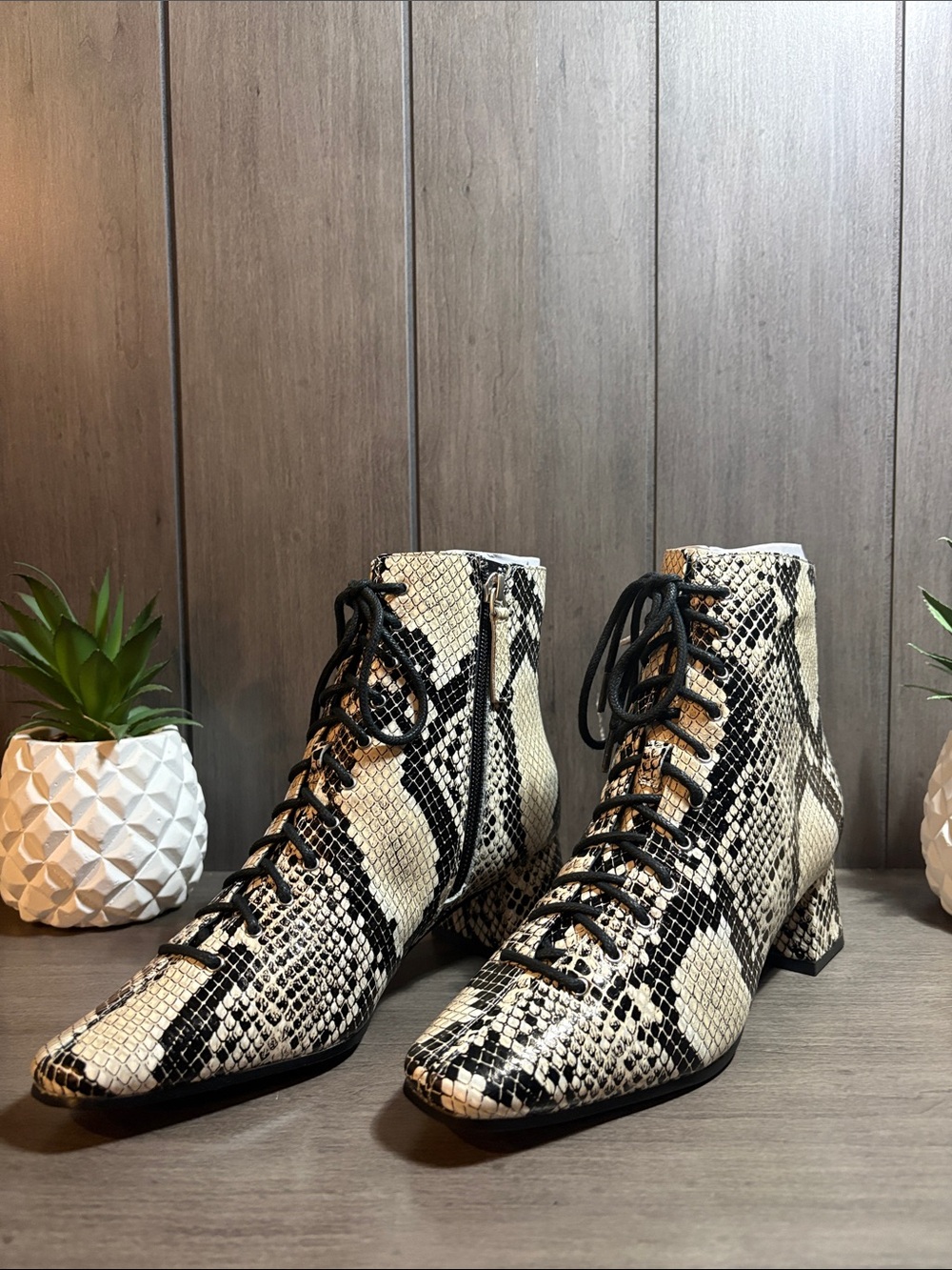 Size 5 Paolo Black & Cream Snake-Print Lace-Up Ankle Boots
